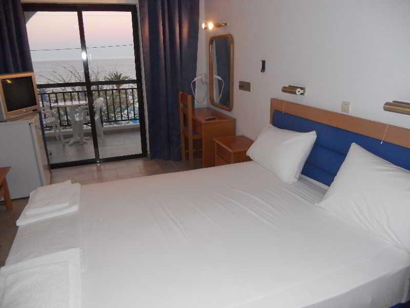 Mediterranean Hotel Kárpathos Eksteriør bilde