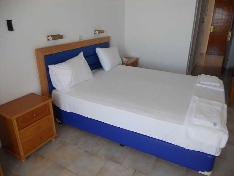 Mediterranean Hotel Kárpathos Eksteriør bilde